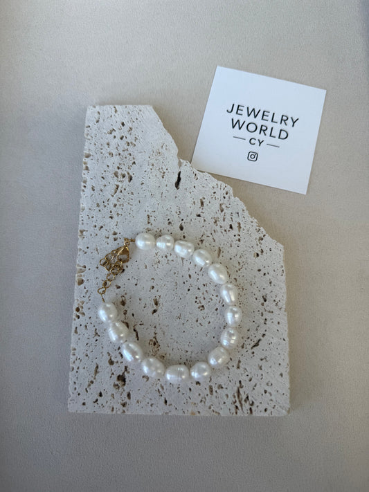 Pearl bracelet