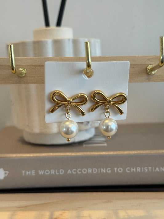 Bows with pearls earrings